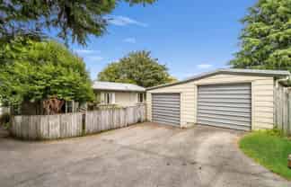 164 Clayton Road, Mangakakahi