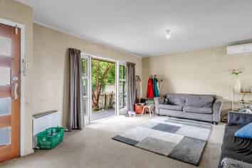 164 Clayton Road, Mangakakahi