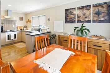 164A Clayton Road, Mangakakahi