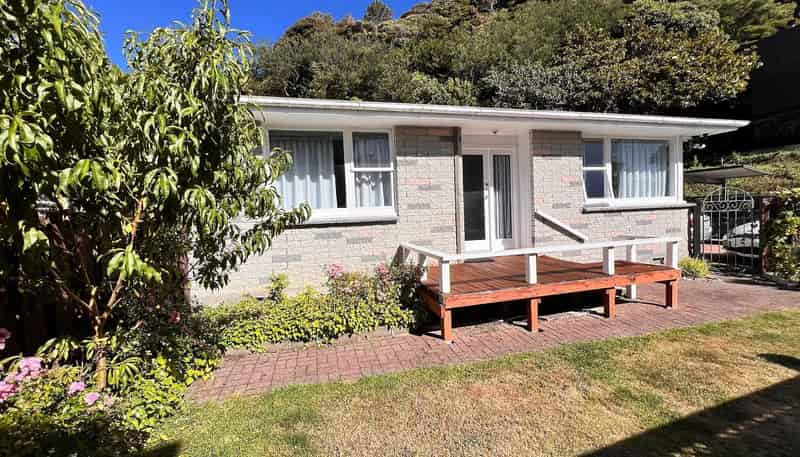 2/26 Tawa Street, Eastbourne