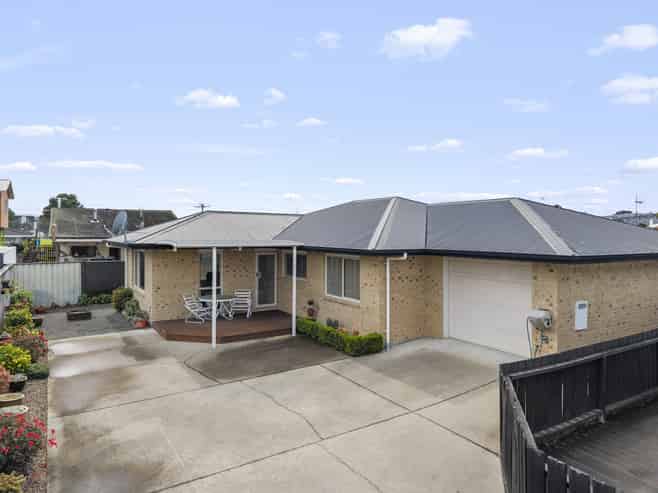 53B Pemberton Crescent, Greerton