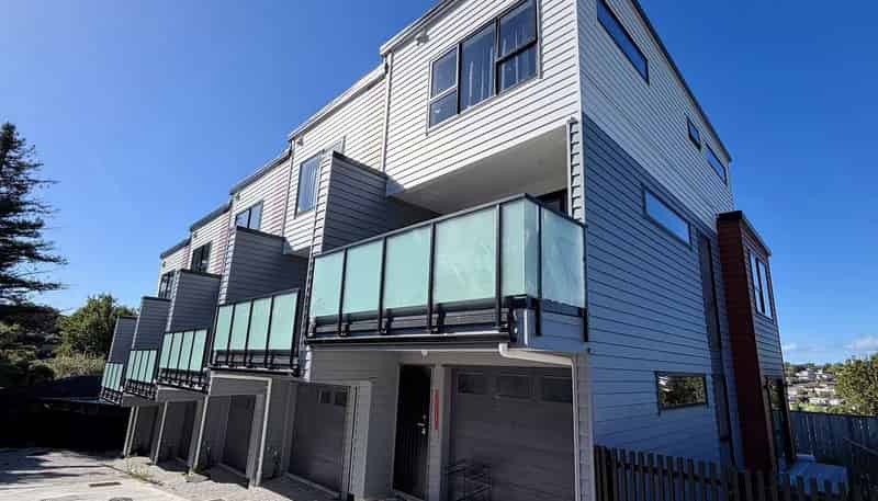 19 Cedar Heights Avenue, Massey