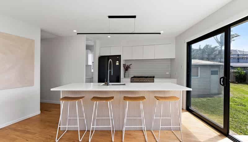 73 Dale Crescent, Pakuranga