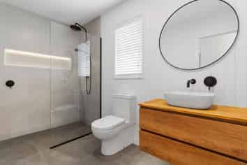 73 Dale Crescent, Pakuranga