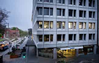 Prime office location on Oxford Terrace corner