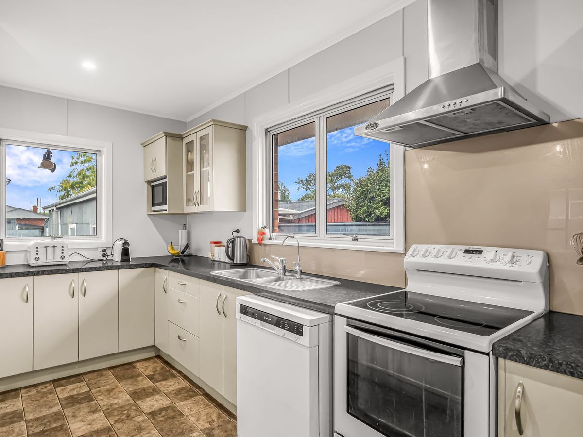 Flexible Family Living with 4th Bedroom Potential - Ansicht 4