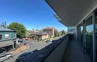 Prime Parnell Location