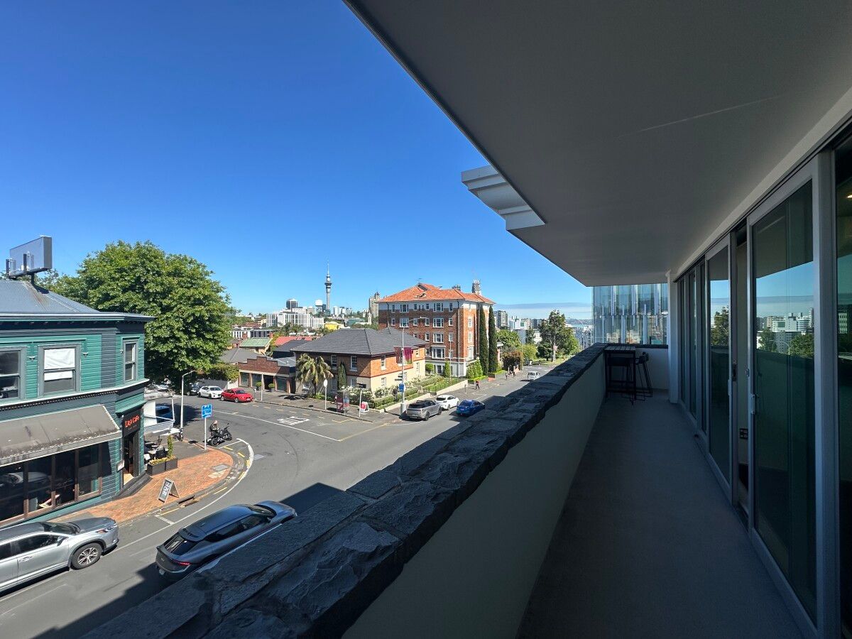 Prime Parnell Location