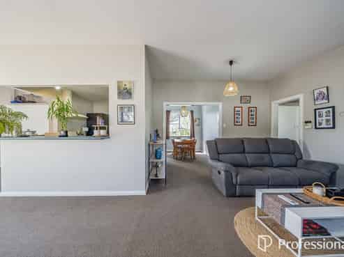 11 Elizabeth Street, Moera