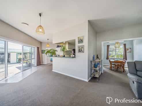 11 Elizabeth Street, Moera