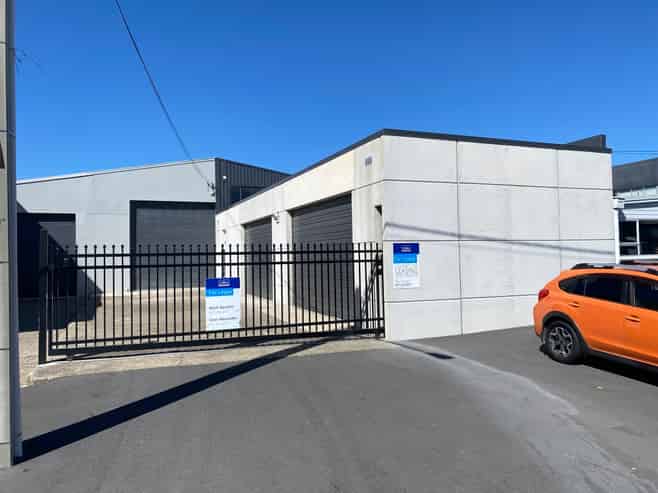 Owner Occupier in Popular Fenton Park Location