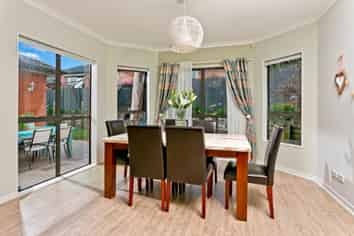 20 Thomas Hamer Place, Greenhithe