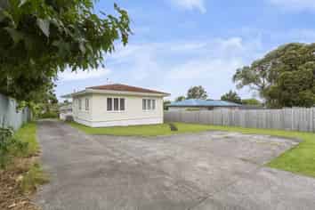 183 Don Buck Road, Massey