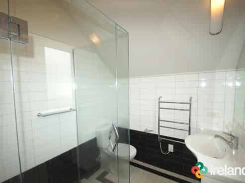 B/89 Waimairi Road , Upper Riccarton