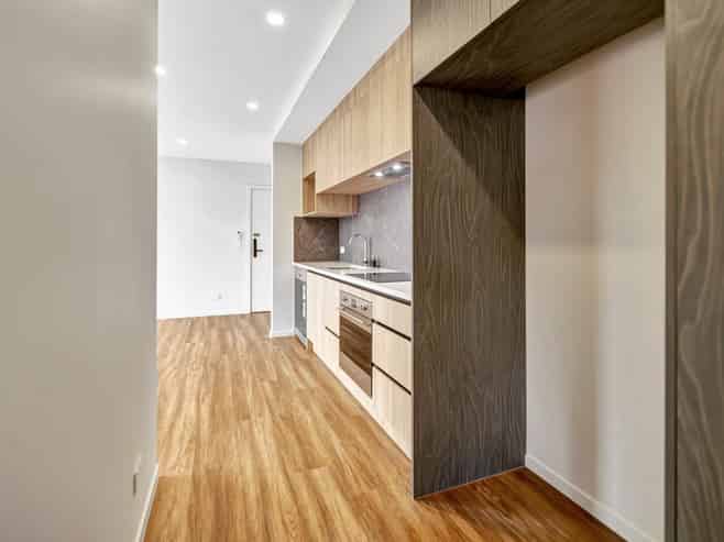 102/7 Newelm Lane, Flat Bush