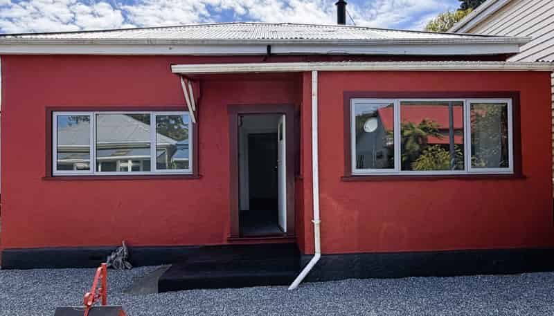 15 Threadneedle Street, Greymouth