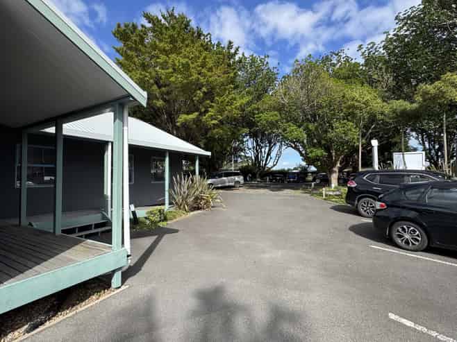 CBD office suite with flexible lease terms