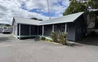 CBD office suite with flexible lease terms