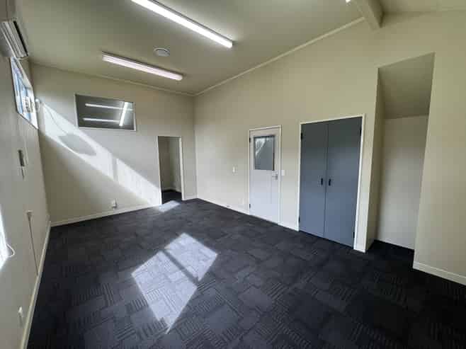 CBD office suite with flexible lease terms