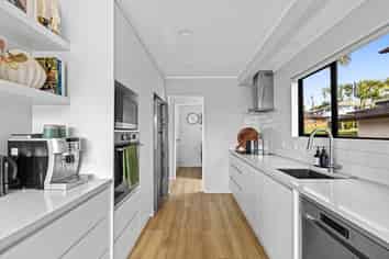 4 Brampton Road, Snells Beach