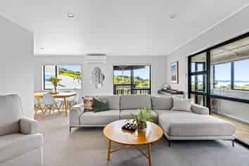 4 Brampton Road, Snells Beach