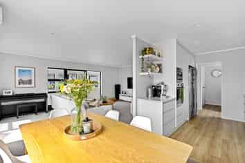 4 Brampton Road, Snells Beach