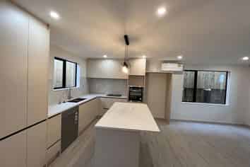 36B Pukaki Road, Mangere