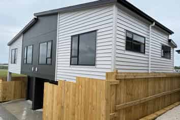 36B Pukaki Road, Mangere