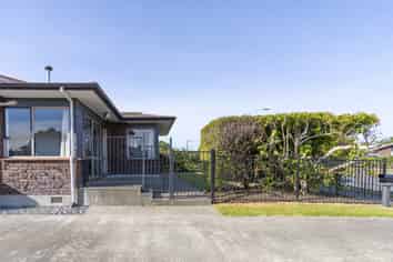 52 Guppy Road, Greenmeadows