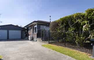 52 Guppy Road, Greenmeadows
