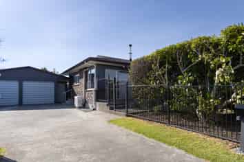 52 Guppy Road, Greenmeadows