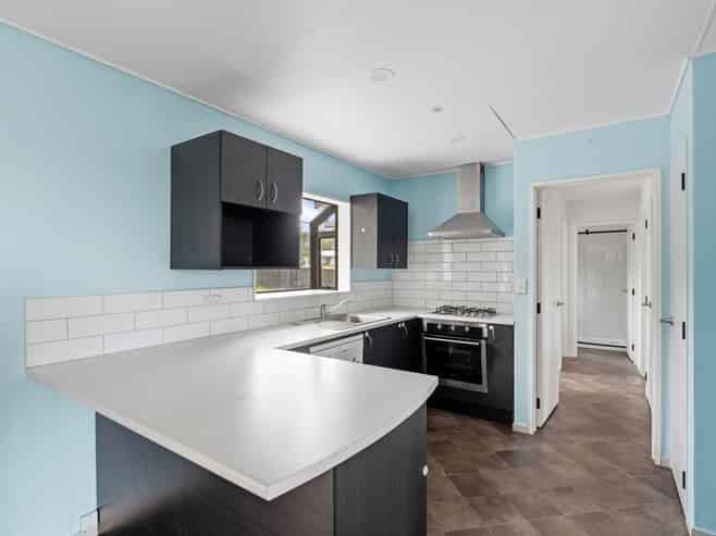 52B Seddon Street, Waikanae