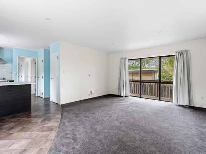 52B Seddon Street, Waikanae