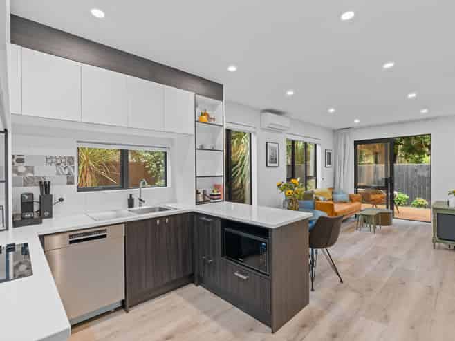 5/47 Beach Road, Te Atatu Peninsula