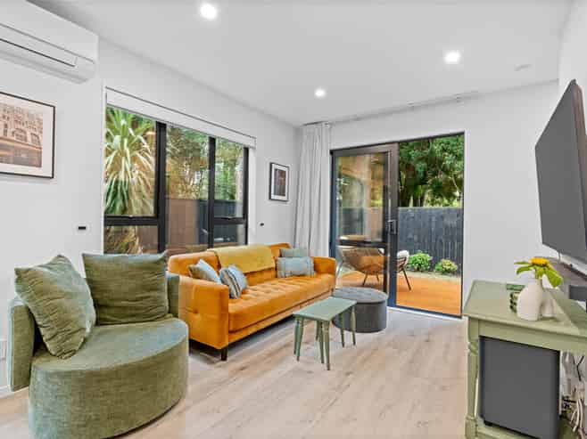 5/47 Beach Road, Te Atatu Peninsula