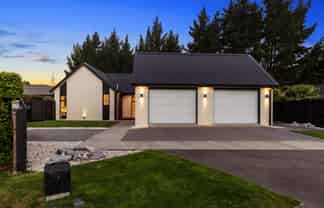 19 Kohunga Crescent, Bottle Lake