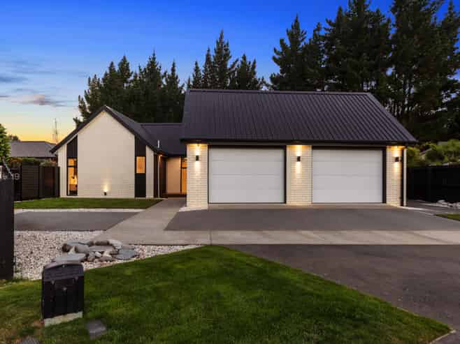 19 Kohunga Crescent, Bottle Lake