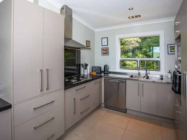 56 Puriri Road, Coromandel