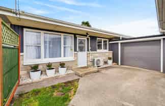 2/18 Armour Place, Onekawa