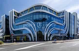 404M² PREMIUM OFFICE WITH COURTYARD