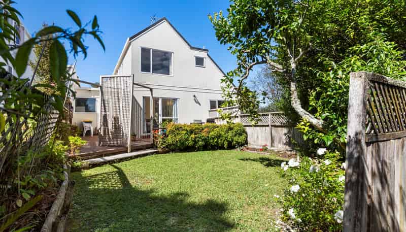21b Cairnbrae Court, Torbay