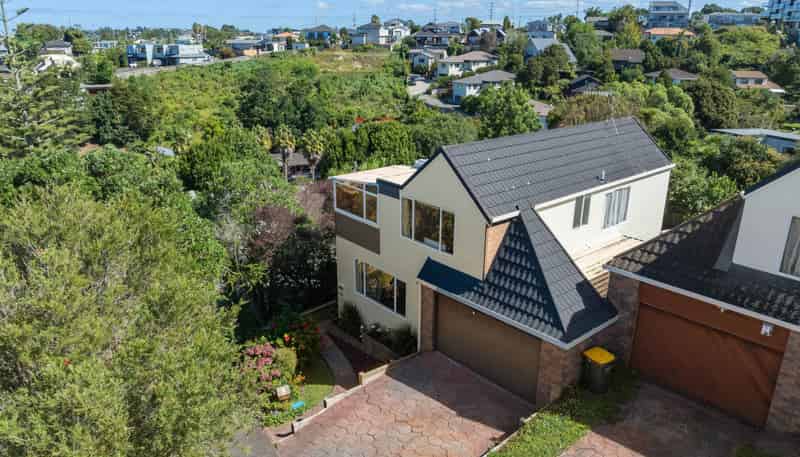 21b Cairnbrae Court, Torbay