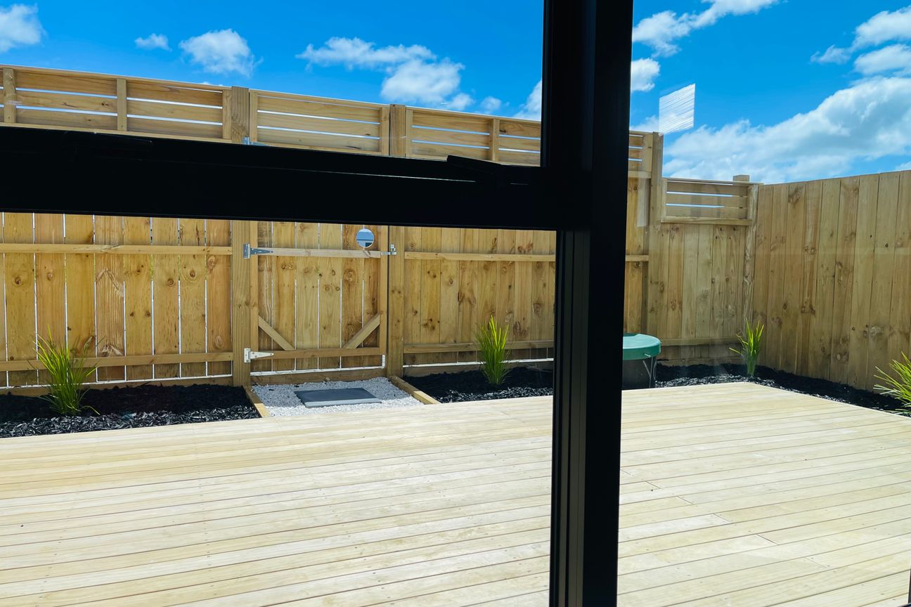 Brand New Four Bedroom duplex - Vista 5