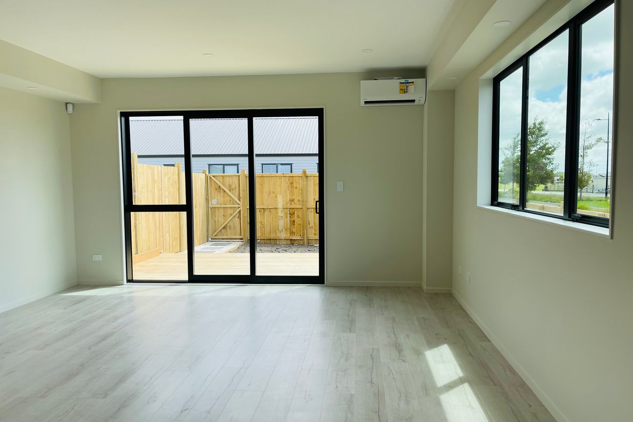 Brand New Four Bedroom duplex - Vista 2