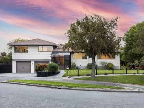 81 Dunbarton Street, Redwood