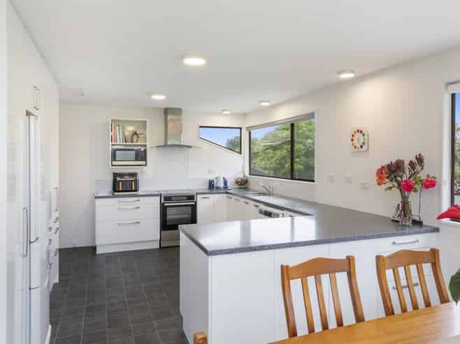 81 Dunbarton Street, Redwood