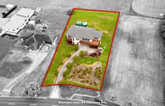 21 Omana Avenue, Helensville