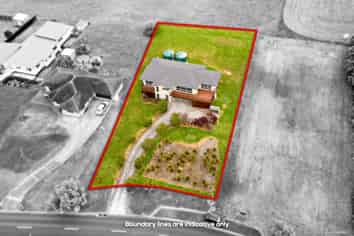 21 Omana Avenue, Helensville