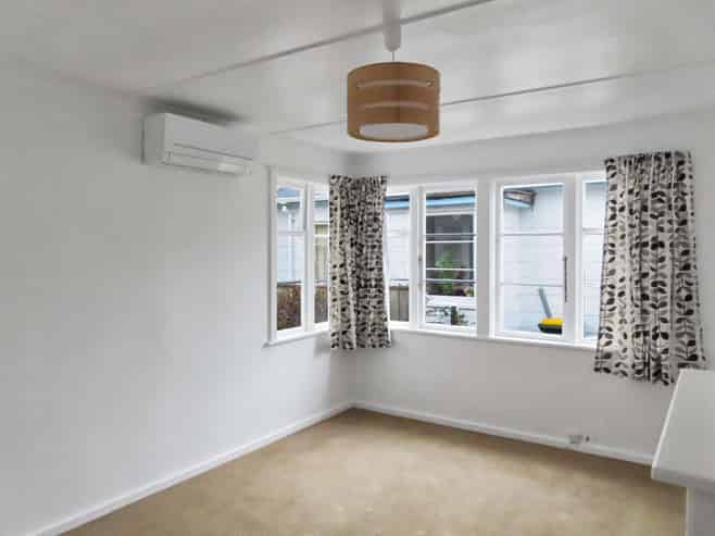 3 Bryant Grove, Taita