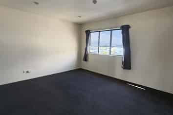 1/5 Garden Place, Hamilton Central